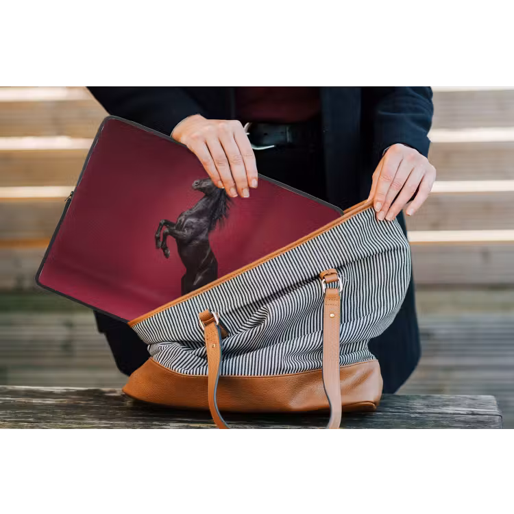 Laptophoes - Hengst - Steigert - Rood — 4