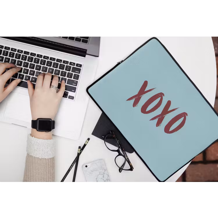 Laptophoes - XOXO - Blauw - Rood — 3