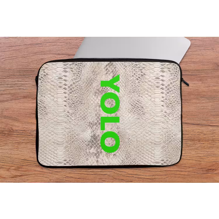 Laptophoes - YOLO - Groen - Neon - Slangenprnt — 2