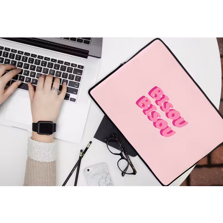 Laptophoes - Bisou - Roze - Dikke letters — 3