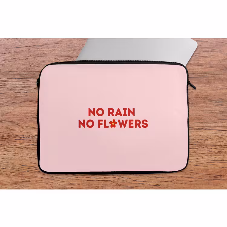 Laptophoes - No rain no flowers - Minimalistisch - Roze - Bloem — 2