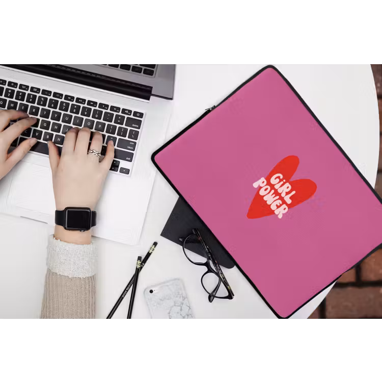 Laptophoes - Girl power - Hart - Roze - Rood — 3