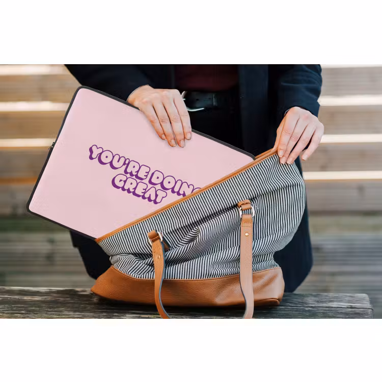 Laptophoes - You're doing great - roze - 3D — 4