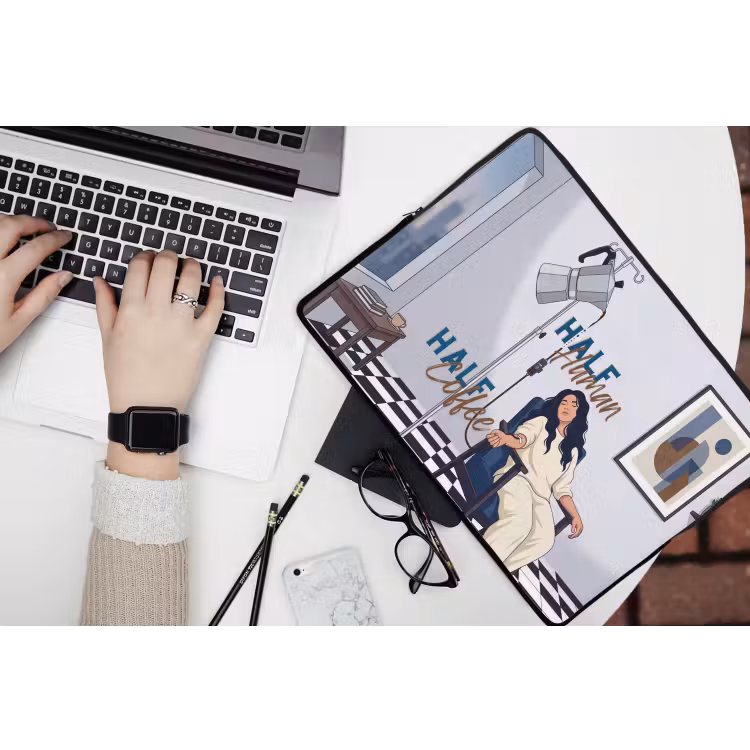 Laptophoes - Half human, Half Coffee - Infuus - Koffie — 3
