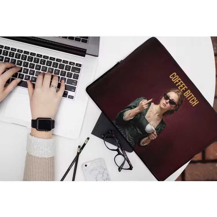 Laptophoes - Koffie - Vrouw - Middelvinger — 3