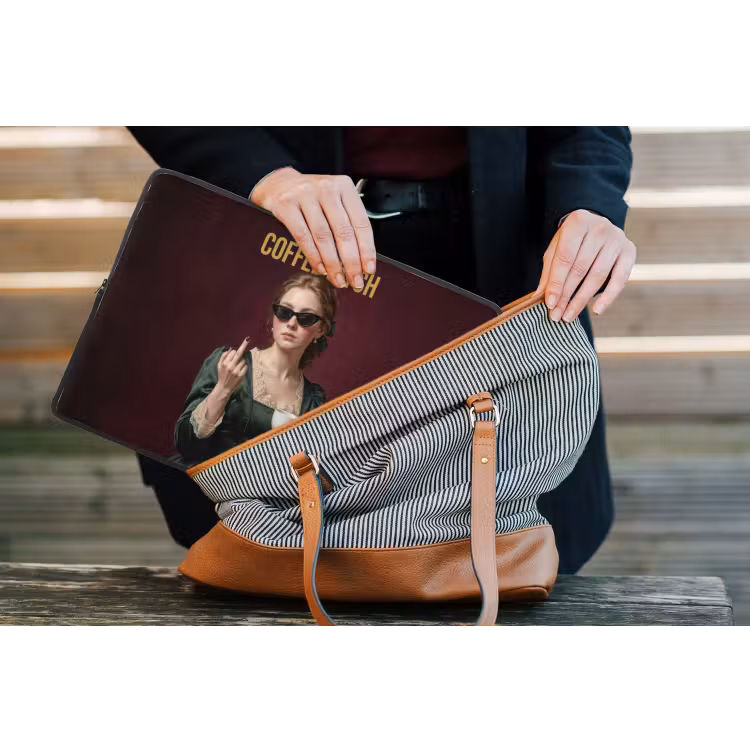 Laptophoes - Koffie - Vrouw - Middelvinger — 4