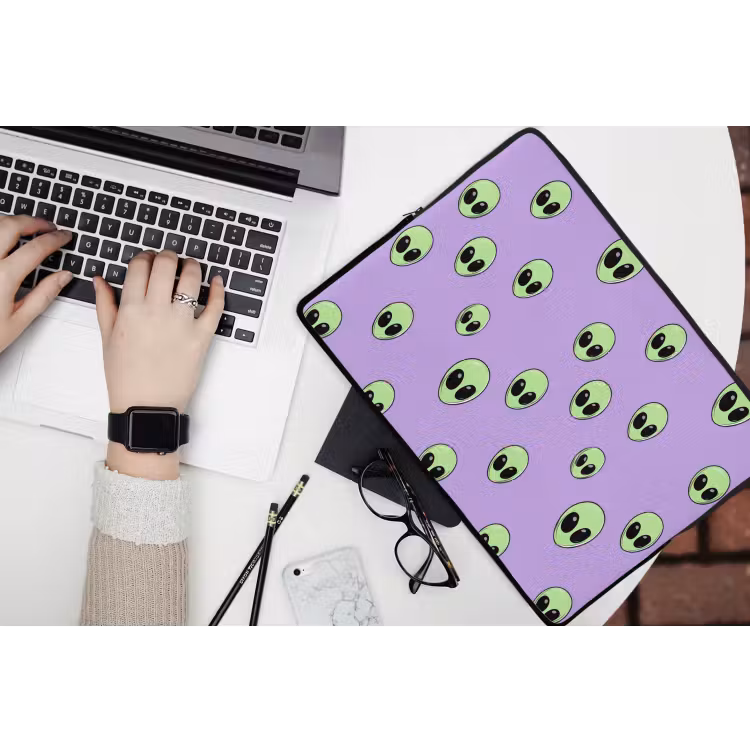 Laptophoes - Alien - Retro - Lila — 3
