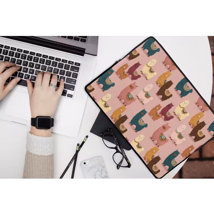 Laptophoes - Alpaca's - Patroon - Kleurrijk — 3