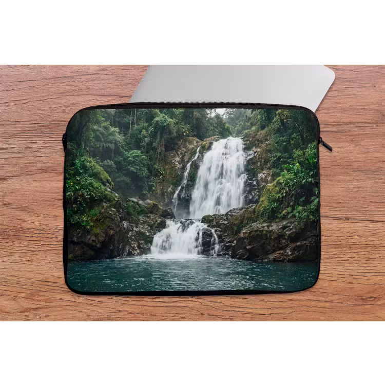 Laptophoes - Waterval - Bos - Natuur - Groen — 2