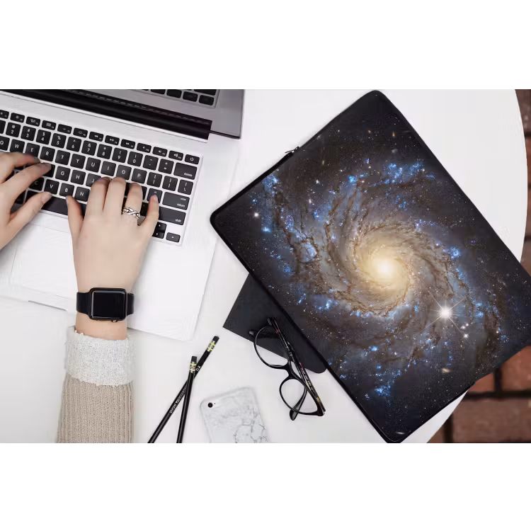 Laptophoes - Kosmos - Sterrenstelsel - Donker — 3