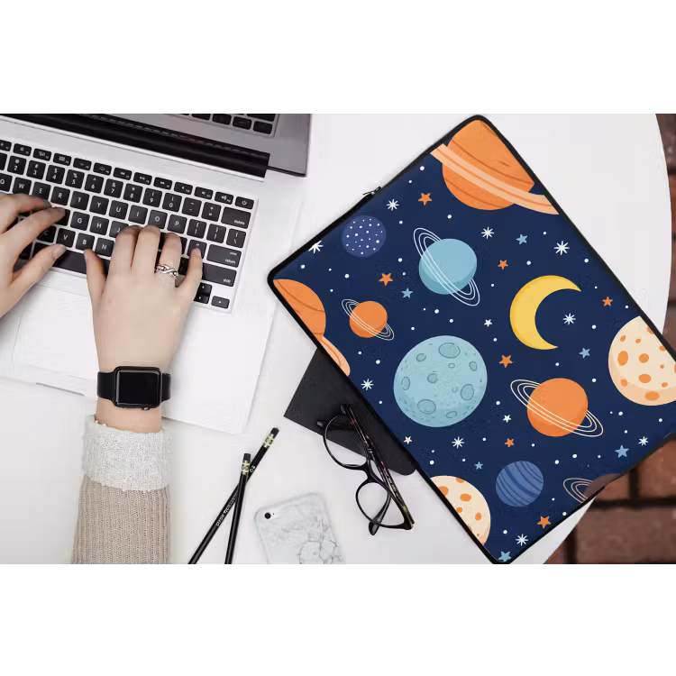 Laptophoes - Ruimte - Planeten - Kleurrijk — 3