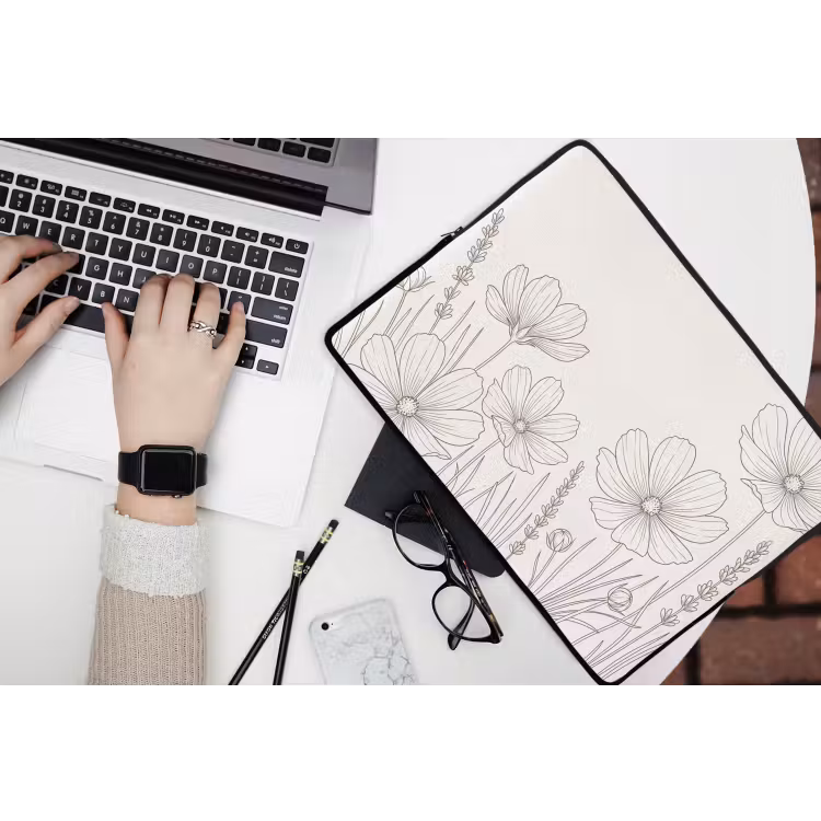 Laptophoes - Minimalistisch - Modern - Bloemen - Beige — 3