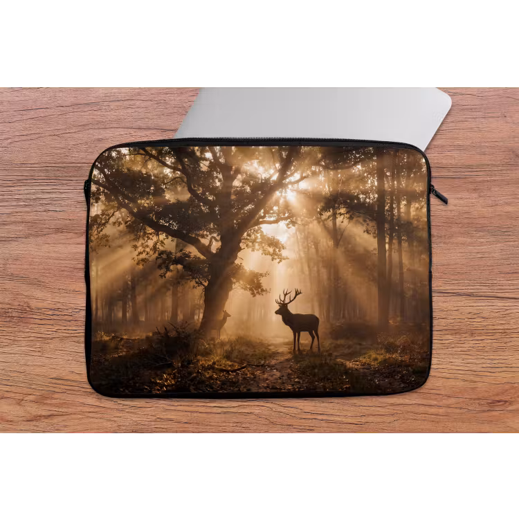 Laptophoes - Hert - Bos - Mistig - Natuur - Goud — 2