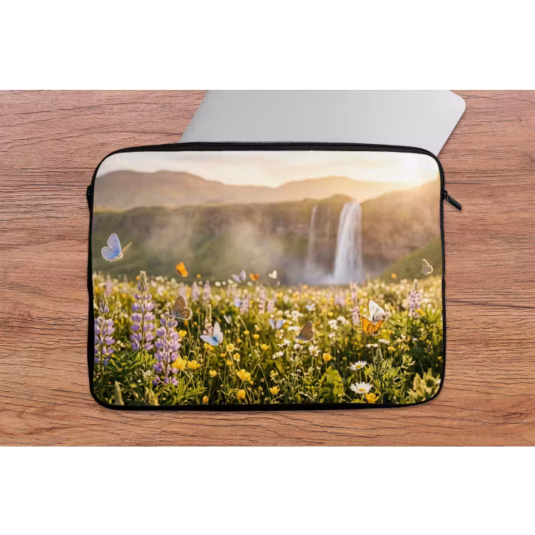 Laptophoes - Vlinders - Waterval - Bloemenveld — 2