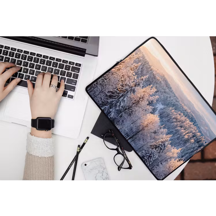 Laptophoes - Bos - Bergen - Goud - Winter - Warm — 3