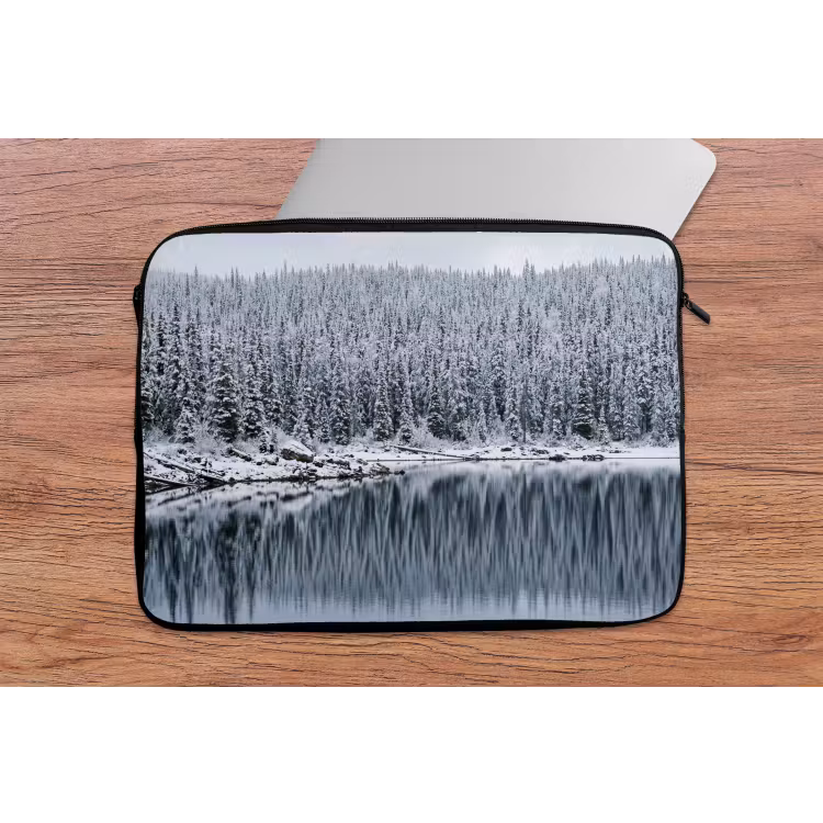 Laptophoes - Bos - Reflectie - Meer - Winter - Serene — 2