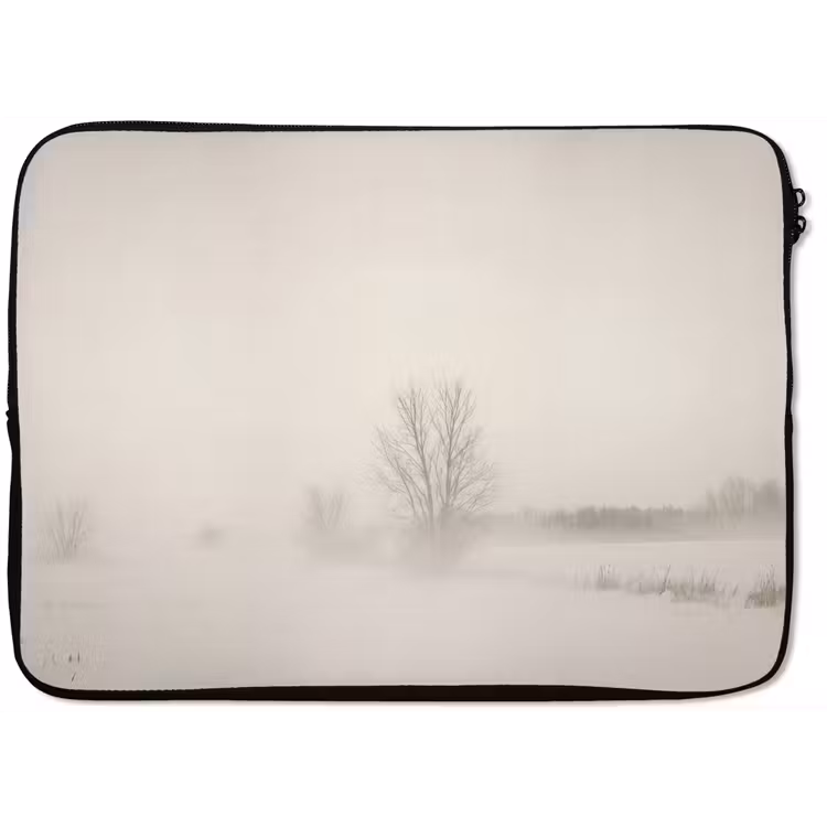 Laptophoes - Boom - Mist - Sneeuw - Winter - Minimalistisch — 1