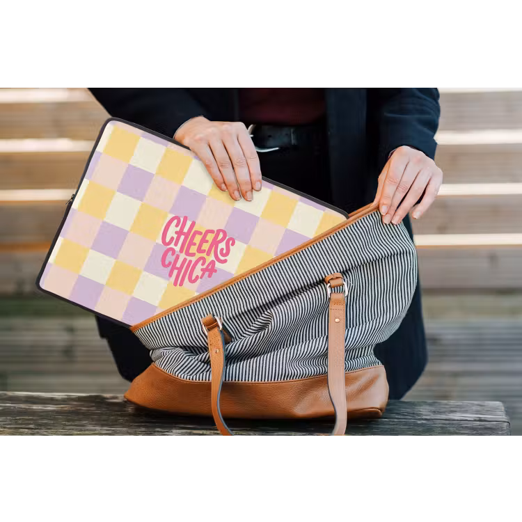 Laptophoes - Cheers Chica - Ruitjes - Lila - Geel — 4