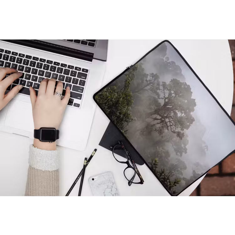Laptophoes - Boom - Mistig - Bos - Groen - Natuur — 3