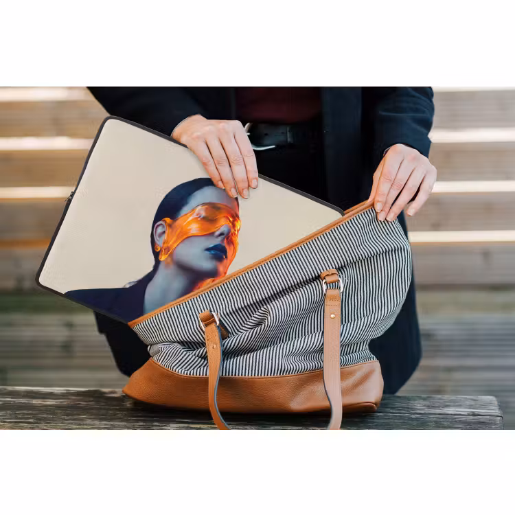 Laptophoes - Vrouw - Oranje - Abstract - Modern - Kleurrijk — 4