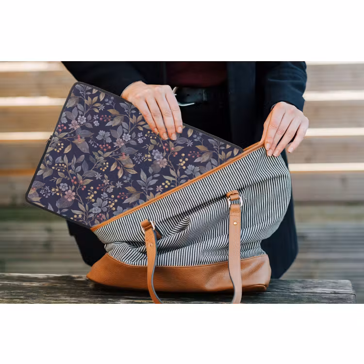Laptophoes - Bloemen - Bladeren - Patroon - Botanisch - Donkerblauw — 4