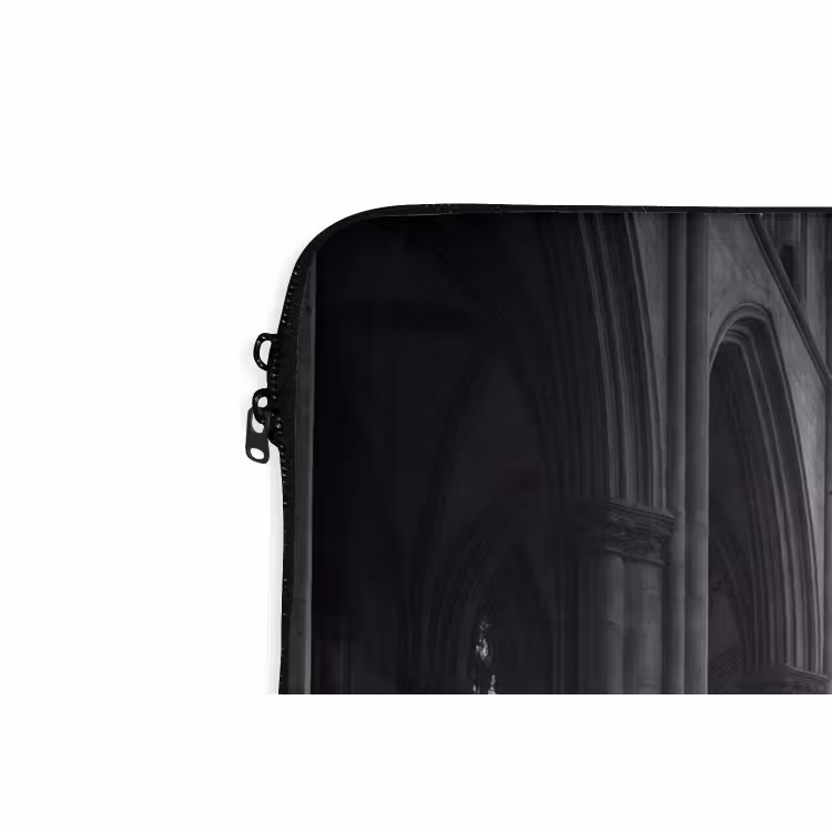 Laptophoes - Kerk - Interieur - Lichtstralen - Architectuur - Klassiek — 6