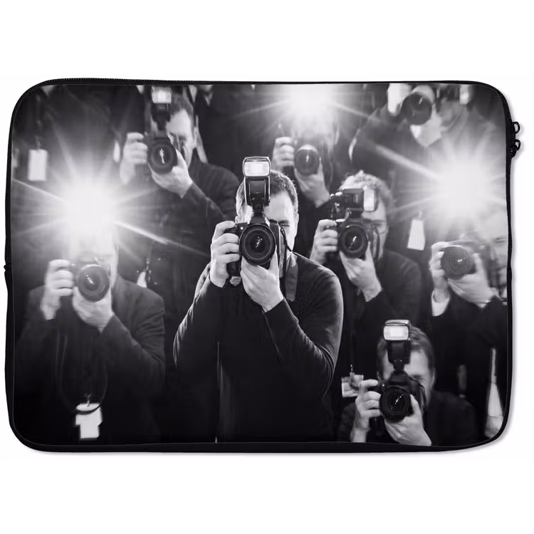 Laptophoes - Mensen - Camera - Flitslicht - Zwart-wit - Media — 1