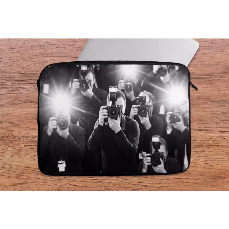 Laptophoes - Mensen - Camera - Flitslicht - Zwart-wit - Media — 2