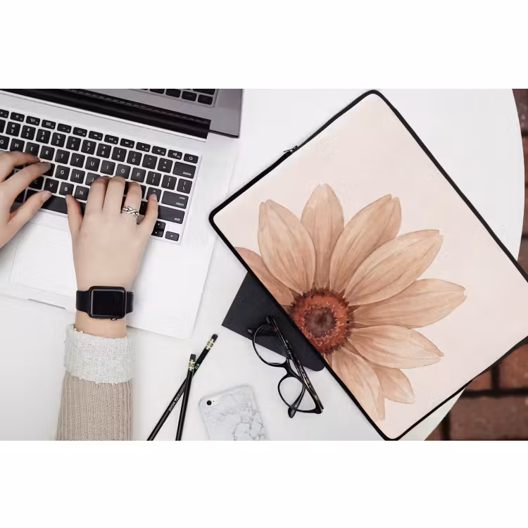 Laptophoes - Bloemen - Bloemblad - Natuur - Aquarel - Beige — 3