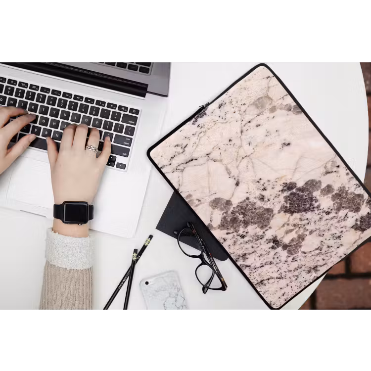 Laptophoes - Natuursteen - Patroon - Abstract - Beige - Grijs — 3
