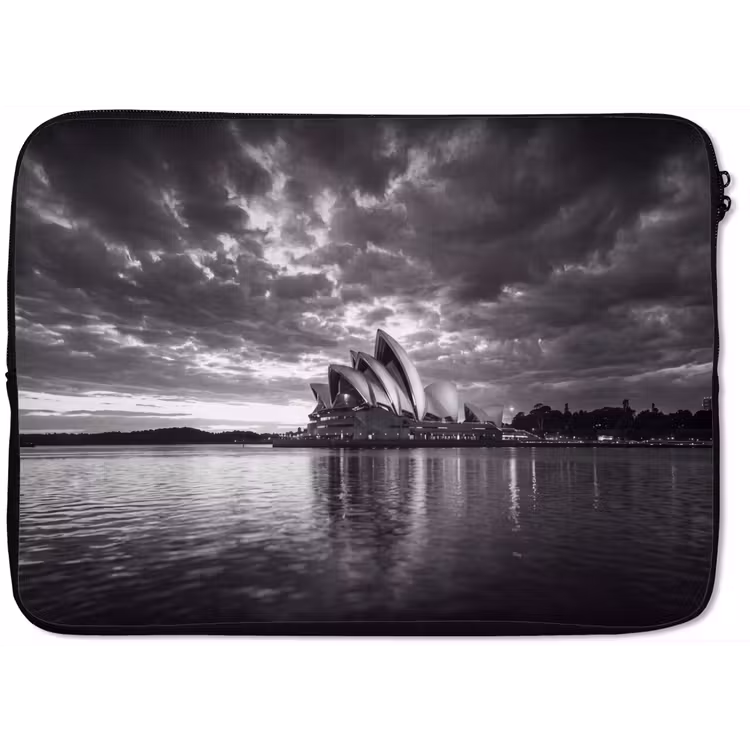 Laptophoes - Architectuur - Water - Stad - Modern - Zwart-wit — 1