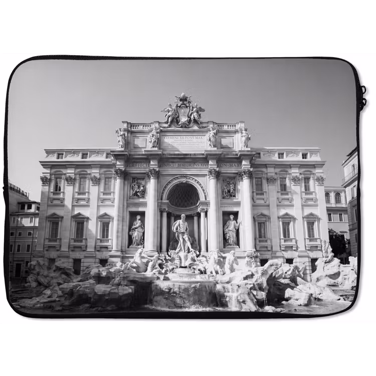 Laptophoes - Fontein - Beelden - Architectuur - Zwart-wit — 1