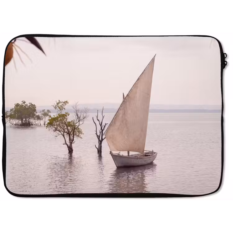 Laptophoes - Boot - Zeil - Water - Tropisch - Natuur — 1