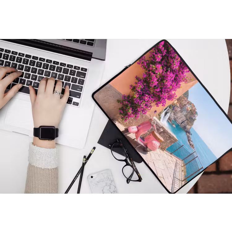 Laptophoes - Voertuig - Roze - Kust - Zomer - Reizen — 3