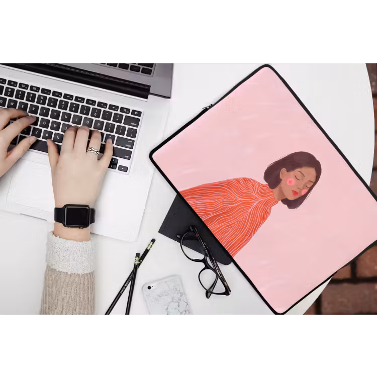 Laptophoes - Vrouw - Portret - Modern - Kunst - Roze — 3