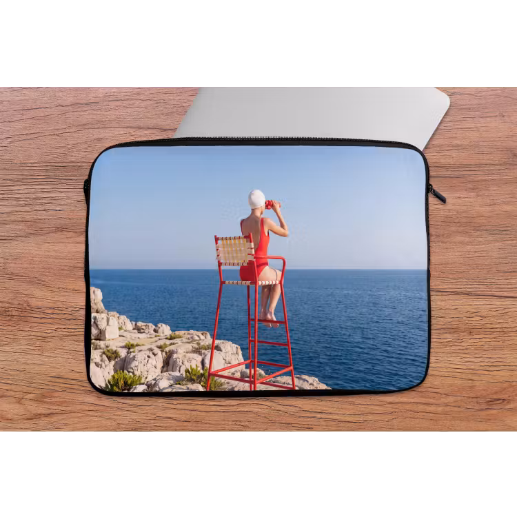 Laptophoes - Vrouw - Zee - Kust - Verrekijker - Rood — 2