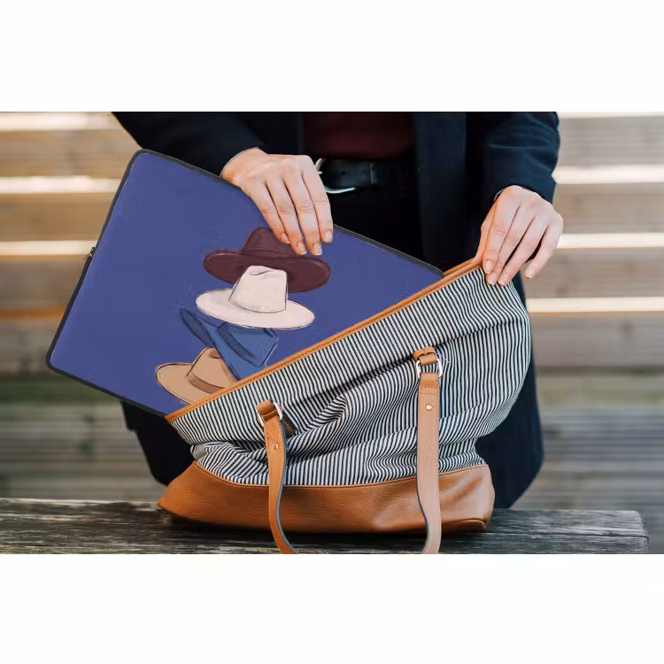 Laptophoes - Hoeden - Gestapeld - Mode - Kleurrijk - Illustratie — 4