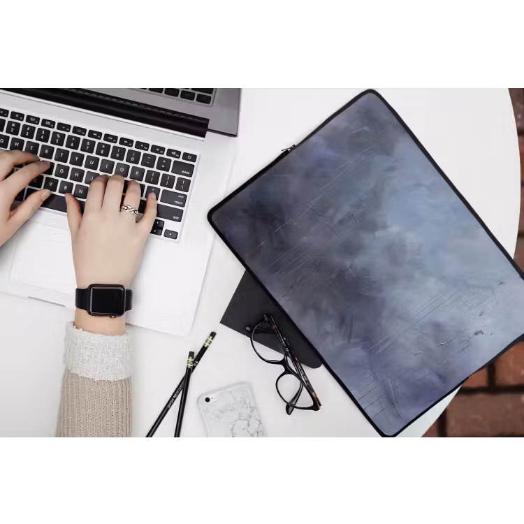 Laptophoes - Abstract - Kwaststreken - Modern - Kunst - Grijs — 3