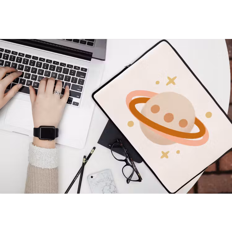 Laptophoes - Planeet - Ringen - Ruimte - Illustratie - Beige — 3