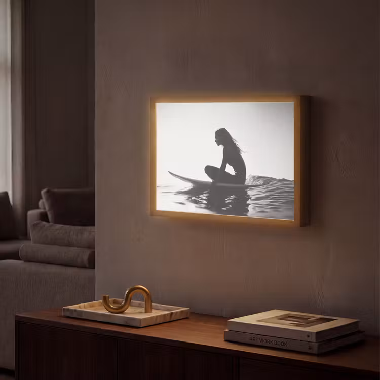 Lightbox - Wandlamp - Silhouet - Vrouw - Surfplank - Water — 2