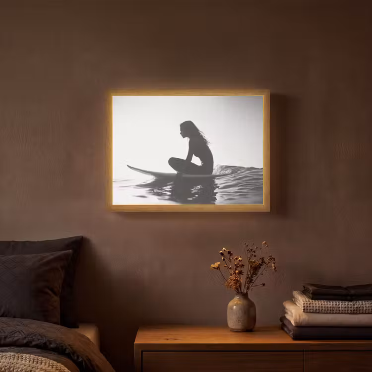 Lightbox - Wandlamp - Silhouet - Vrouw - Surfplank - Water — 3