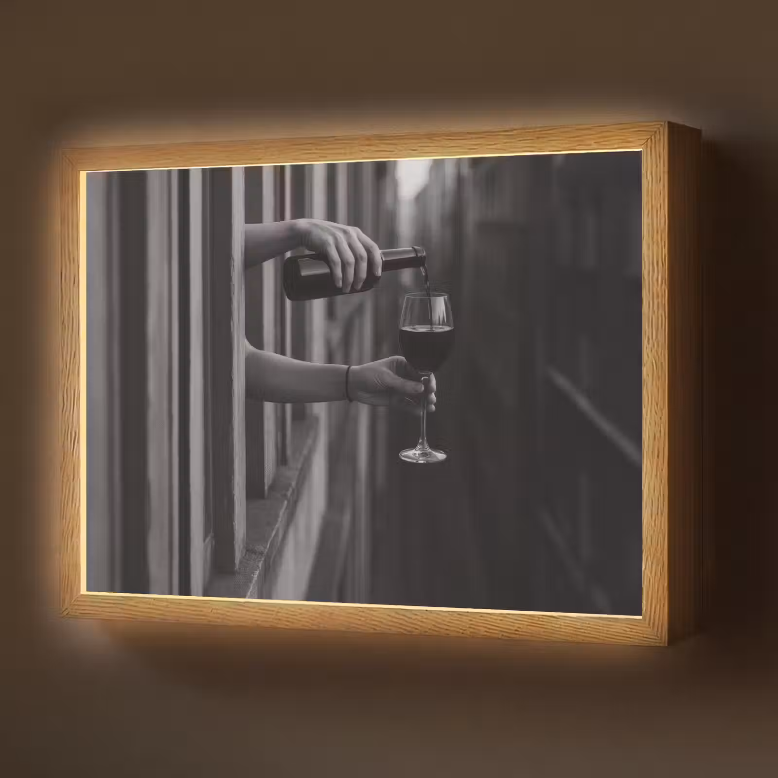Lightbox - Wandlamp - Wijnfles - Glas - Handen - Raam — 1