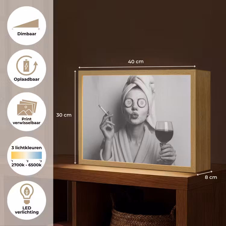 Lightbox - Wandlamp - Vrouw - Masker - Wijn - Sigaret — 10
