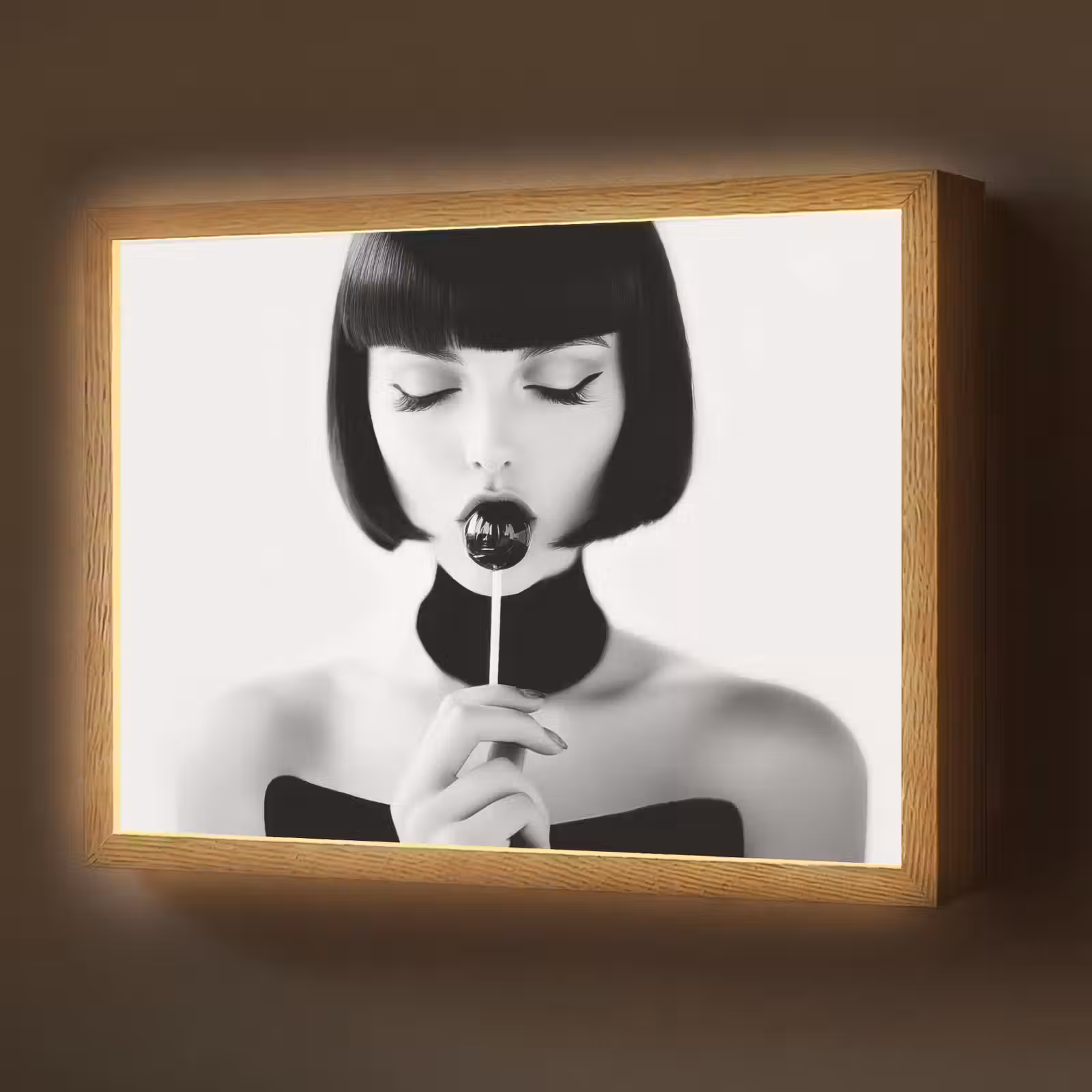 Lightbox - Wandlamp - Vrouw - Lolly - Zwart - Wit — 1