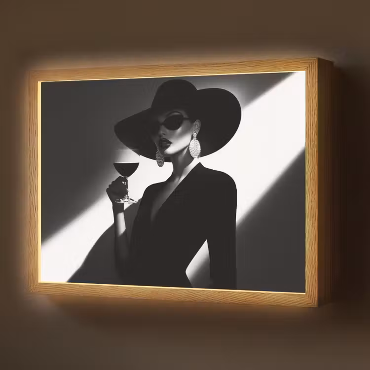 Lightbox - Wandlamp - Vrouw - Wijn - Chic — 1