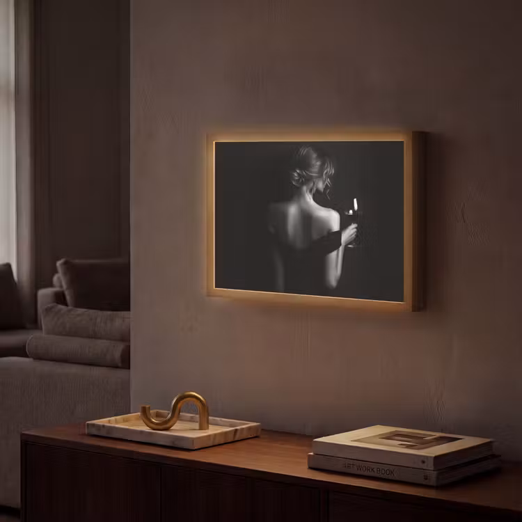 Lightbox - Wandlamp - Vrouw - Wijn - Jurk — 2