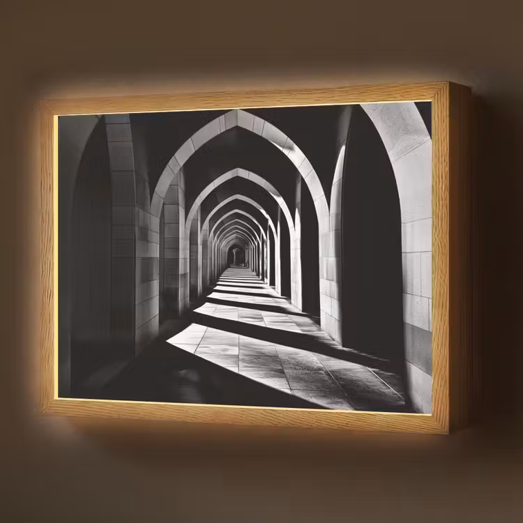 Lightbox - Wandlamp - Gang - Bogen - Schaduw - Diepte — 1