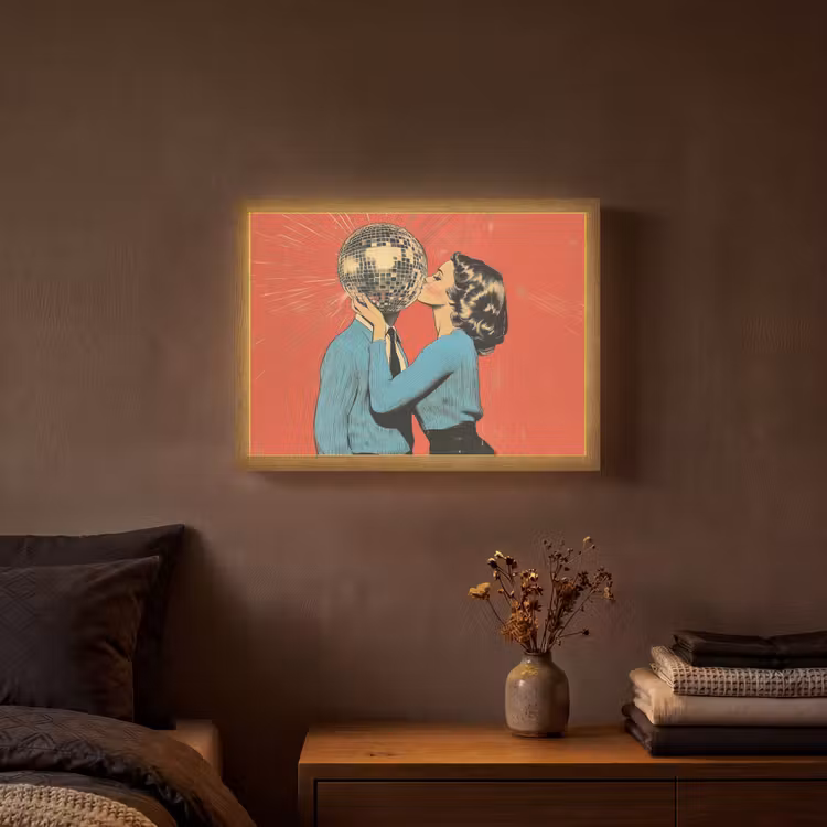 Lightbox - Wandlamp - Vrouw - Retro - Discobal - Kus — 3