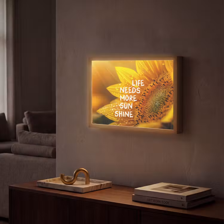 Lightbox - Wandlamp - Zonnebloem - Close up - Geel - Quote — 2